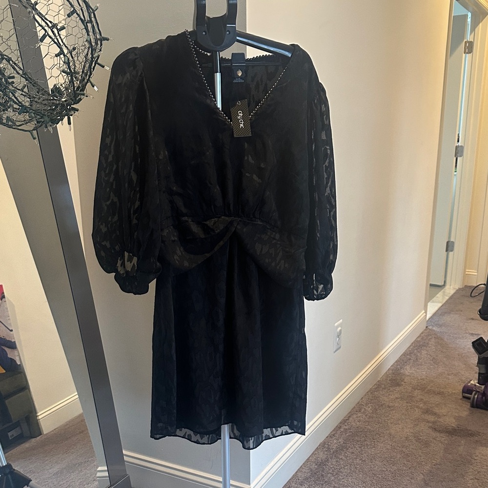 City Chic Black Twist-Front Long Sleeve Dress